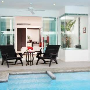 Фотографии гостиницы
The Old Phuket - Karon Beach Resort - SHA Plus