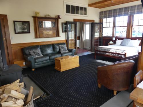 Фотография базы отдыха Bramley's Stables and Accommodation