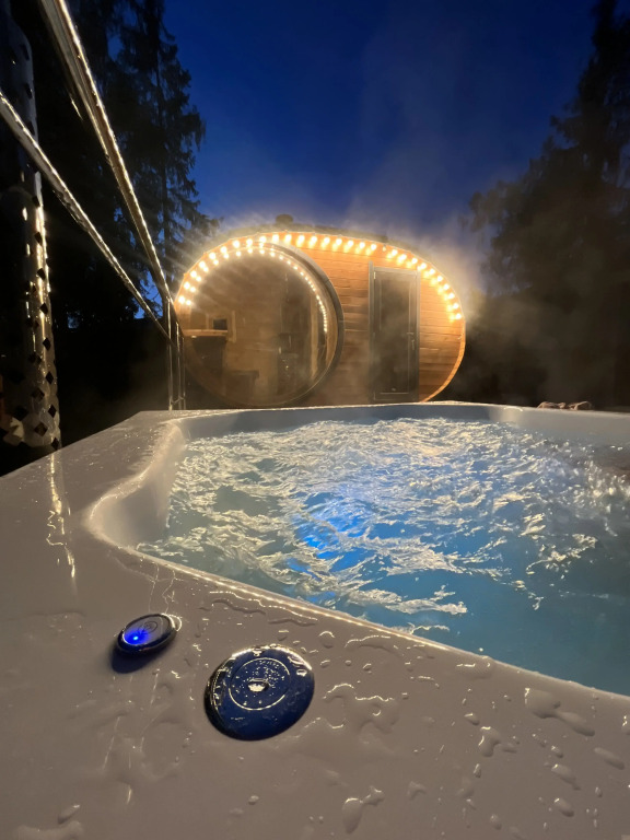 Фотография Коттеджа Частный дом с Джакузи и Баней у Леса и Озера