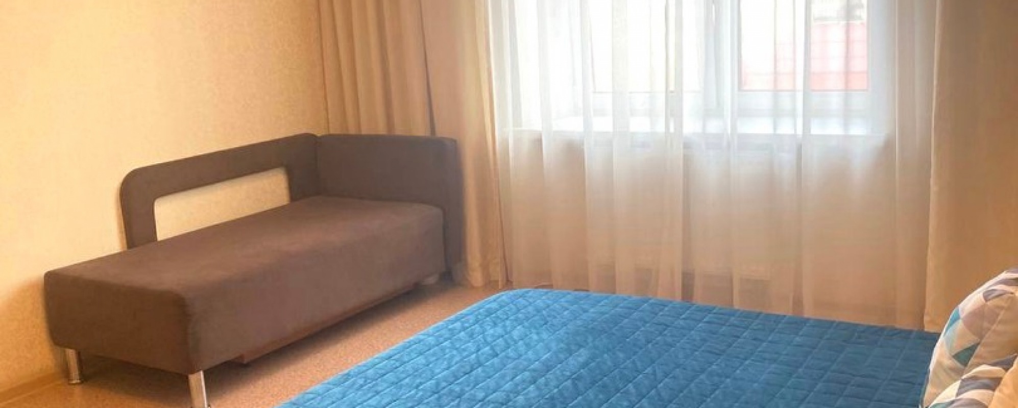 Фотографии квартиры Просторная 2х-комнатная квартира в тихом центре, Комсомольский 44