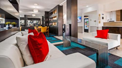 Фотография гостиницы Baymont by Wyndham Houston/Westchase