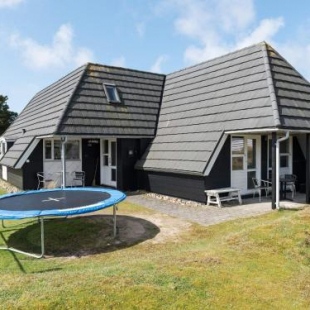 Фотография гостевого дома Holiday home Fanø CVIII