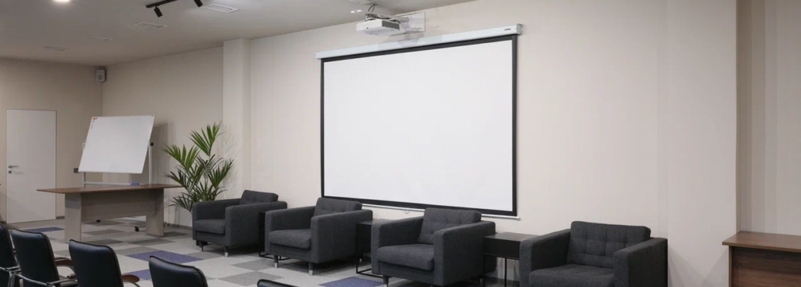 Фотография конференц-зала Чингисхан