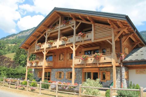 Фотография гостиницы Les Chalets de La Griyotire