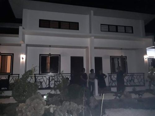 Фотография мини отеля Mannah Garden Staycation Place