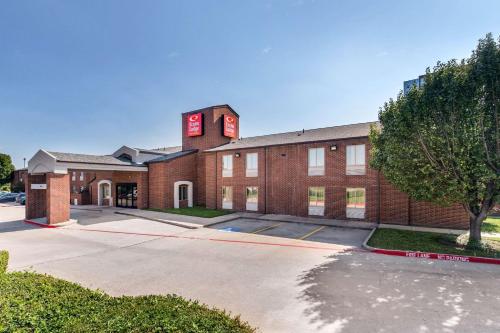 Фотография гостиницы Quality Inn & Suites Richardson-Dallas