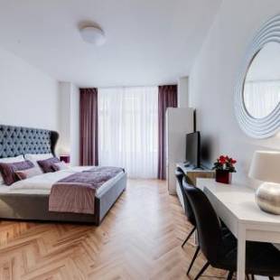 Фотографии апарт отеля 
            Gold Art Apartments