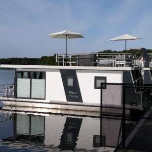 Фотографии мини отеля 
            Hausboot Leukermeer Well