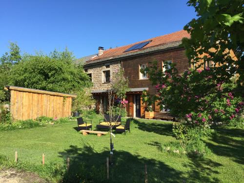 Фотографии гостевого дома
Le Mazel