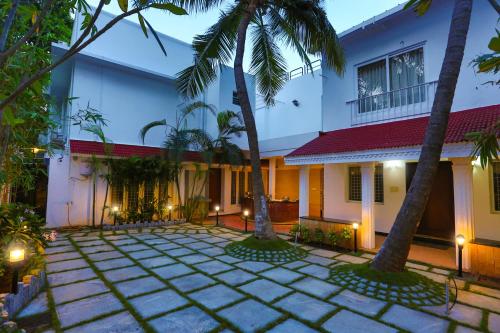 Фотография гостиницы Avenue 11 Boutique Residences, Poes Garden Chennai