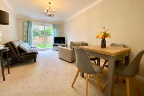 Фотография гостевого дома Cosy Bungalow Near Open Countryside