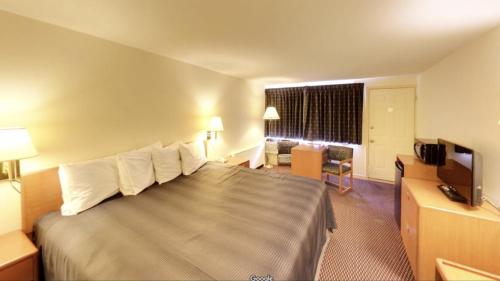 Фотография мотеля Travelers Inn