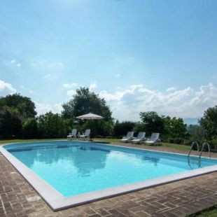 Фотография гостевого дома Spacious Holiday Home in Citta di Castello with Pool