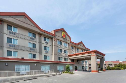 Фотография гостиницы Super 8 by Wyndham Abbotsford BC