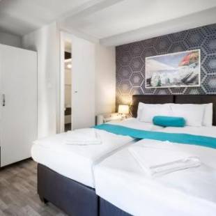 Фотографии гостиницы 
            Hotel Mika Downtown