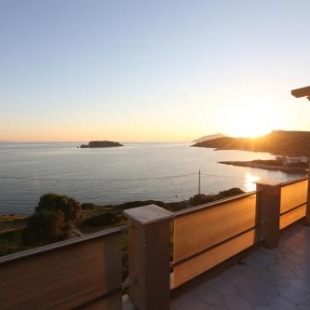 Фотография гостиницы Poseidon Beach Villas