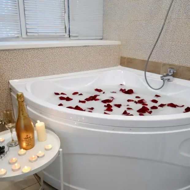 Фотографии квартиры 
            Апартаменты с Сауной Парк Апарт в Центре Омска