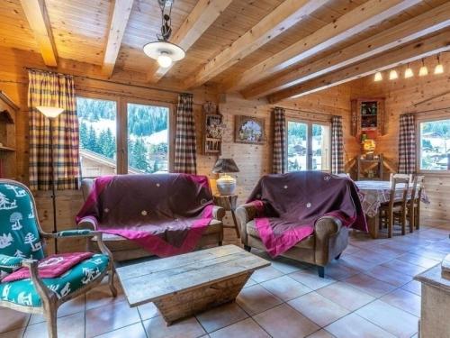 Фотография гостевого дома Chalet La Clusaz, 5 pièces, 9 personnes - FR-1-304-248