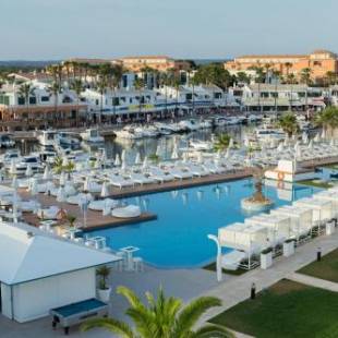 Фотографии гостиницы 
            Lago Resort Menorca - Casas del Lago Adults Only