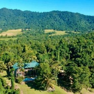 Фотография хостела Jackaroo Treehouse Mission Beach