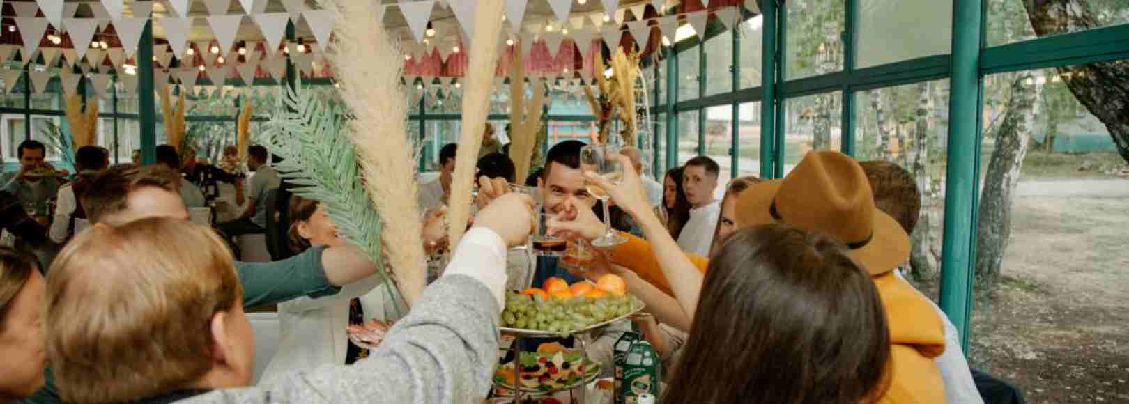 Фотография банкетного зала Волна