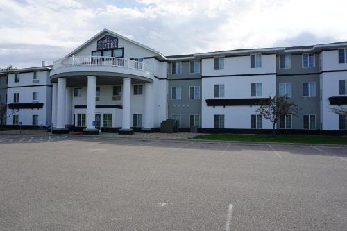 Фотография гостиницы River Hills Hotel- Mankato