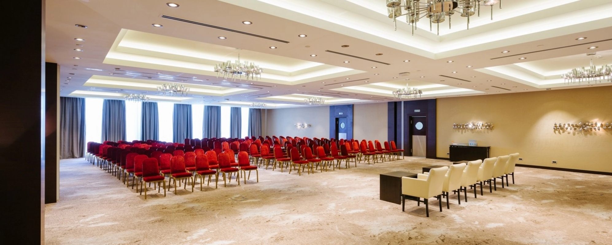 Фотографии конференц-зала Большой конференц-холл Флагман