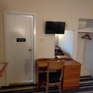 Фотографии гостиницы 
            Dreadnought Hotel