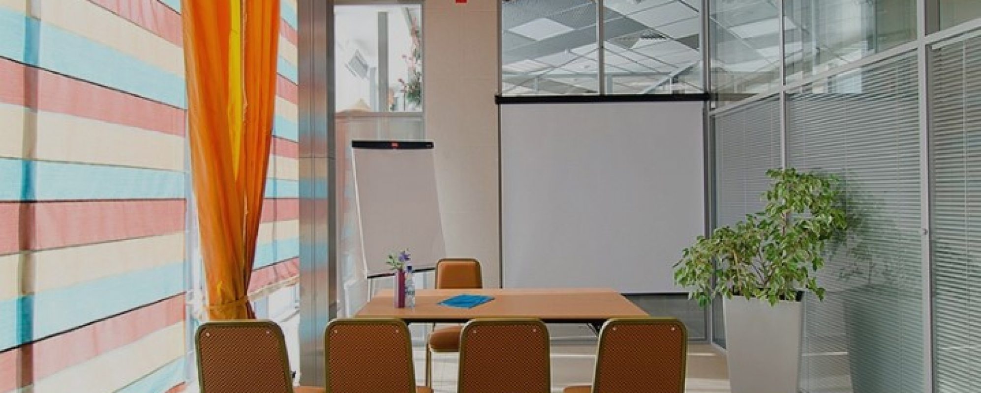 Фотографии комнаты для переговоров Венера