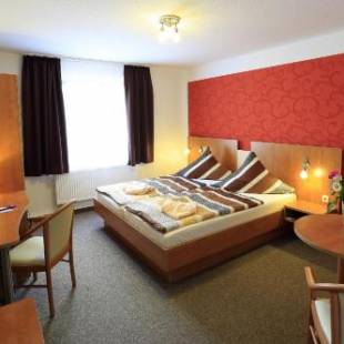 Фотографии гостиницы
Landhotel & Brauhaus Prignitzer Hof