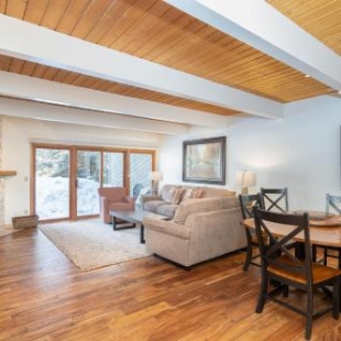 Фотография гостевого дома Riverside A