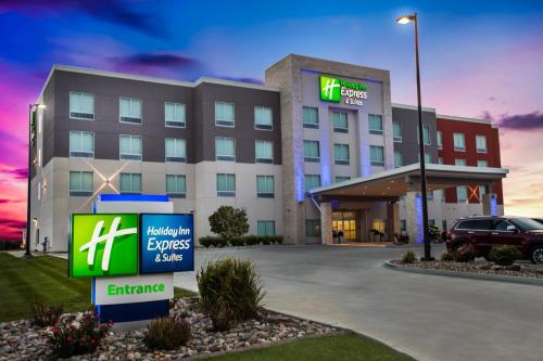 Фотография гостиницы Holiday Inn Express & Suites Litchfield, an IHG Hotel