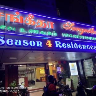 Фотография гостиницы Season 4 Residences - Teynampet Near Apollo Hospital ,Balaji Dental, US Consulate
