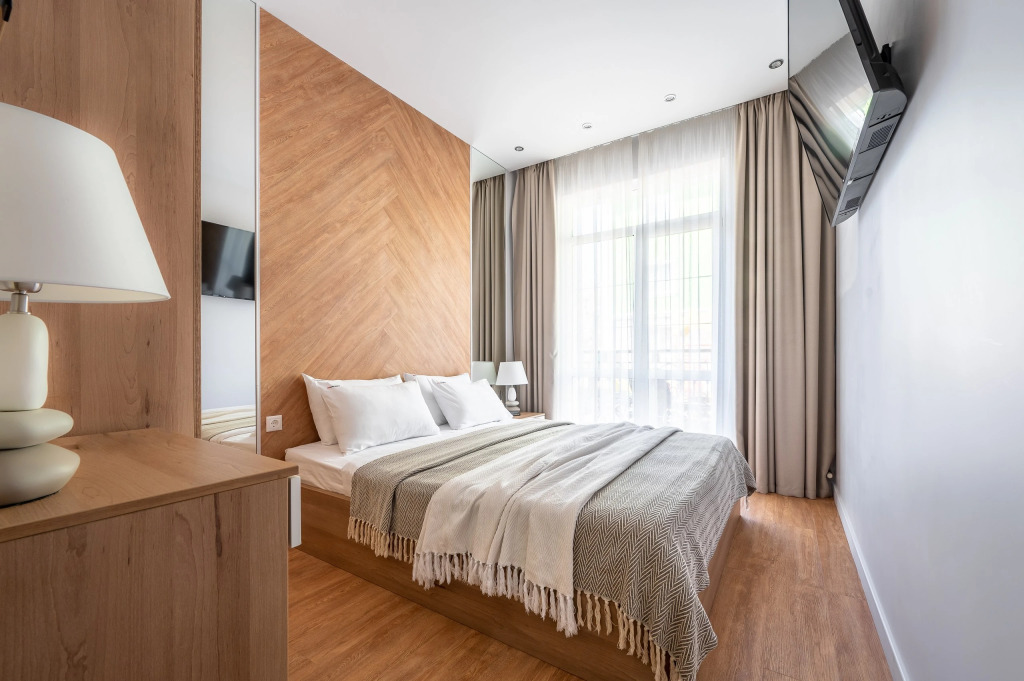 Фотография квартиры Апартаменты RED APARTMENTS Арт Лайт Сити апартамент Аделин