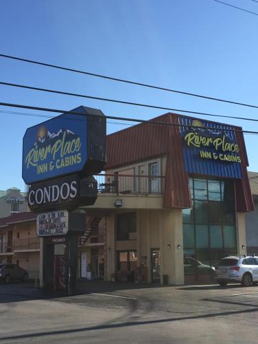 Фотография мотеля River Place Inn & Cabins