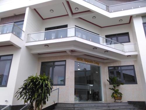 Фотография гостиницы Khách sạn Nguyên Long