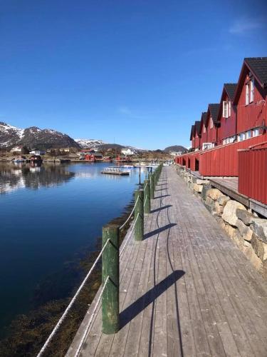 Фотография гостевого дома Ballstad Brygge Rorbu