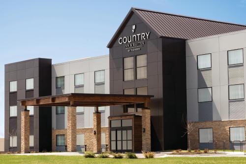 Фотография гостиницы Country Inn & Suites by Radisson, Lawrence, KS