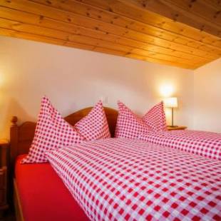 Фотографии гостевого дома
Chalet Schwarzsee