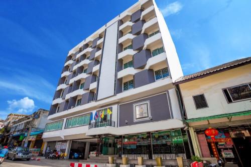 Фотография гостиницы The Holidays Hill betong