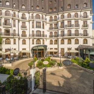Фотографии гостиницы 
            Epoque Hotel - Relais & Chateaux