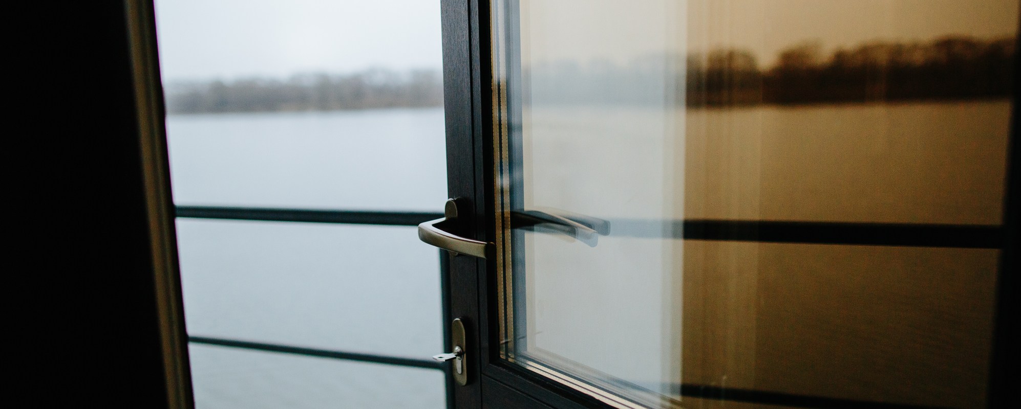 Фотографии базы отдыха Дебаркадер базы отдыха Мастер