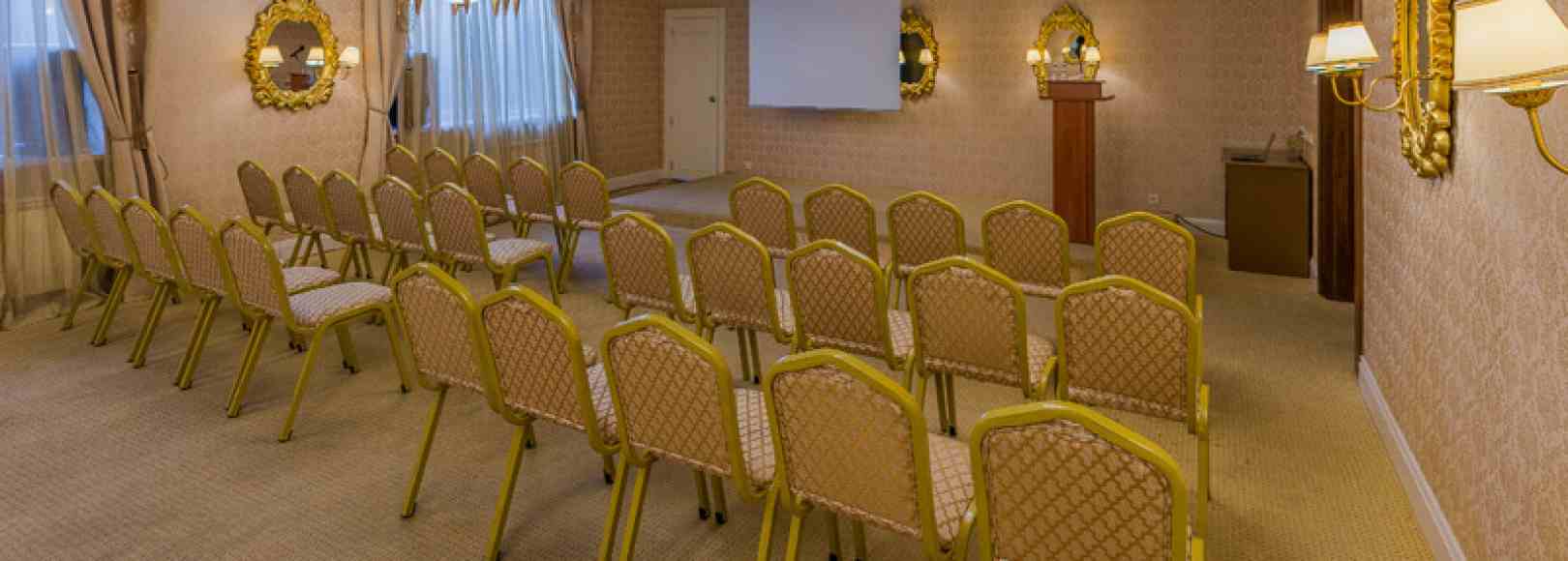 Фотография конференц-зала Сеспель