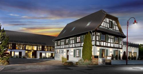 Фотография гостиницы Hôtel Au Petit Pont