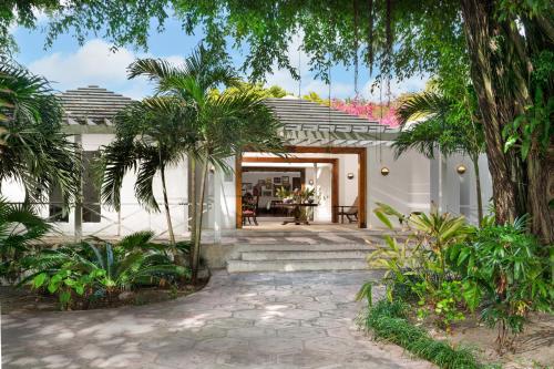 Фотография гостиницы Pink Sands Resort