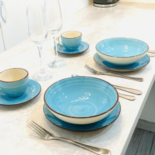 Фотография квартиры Вокруг света на улице Революции 1905 года