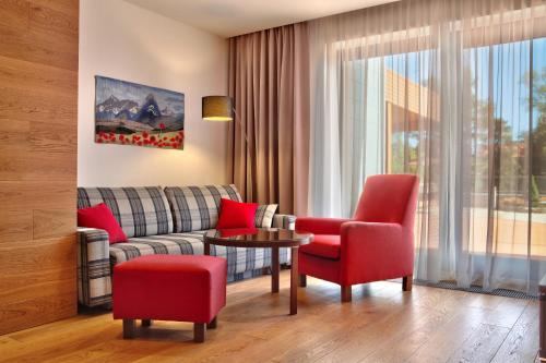 Фотография гостиницы Privileged Lesna - with Garden Terrace