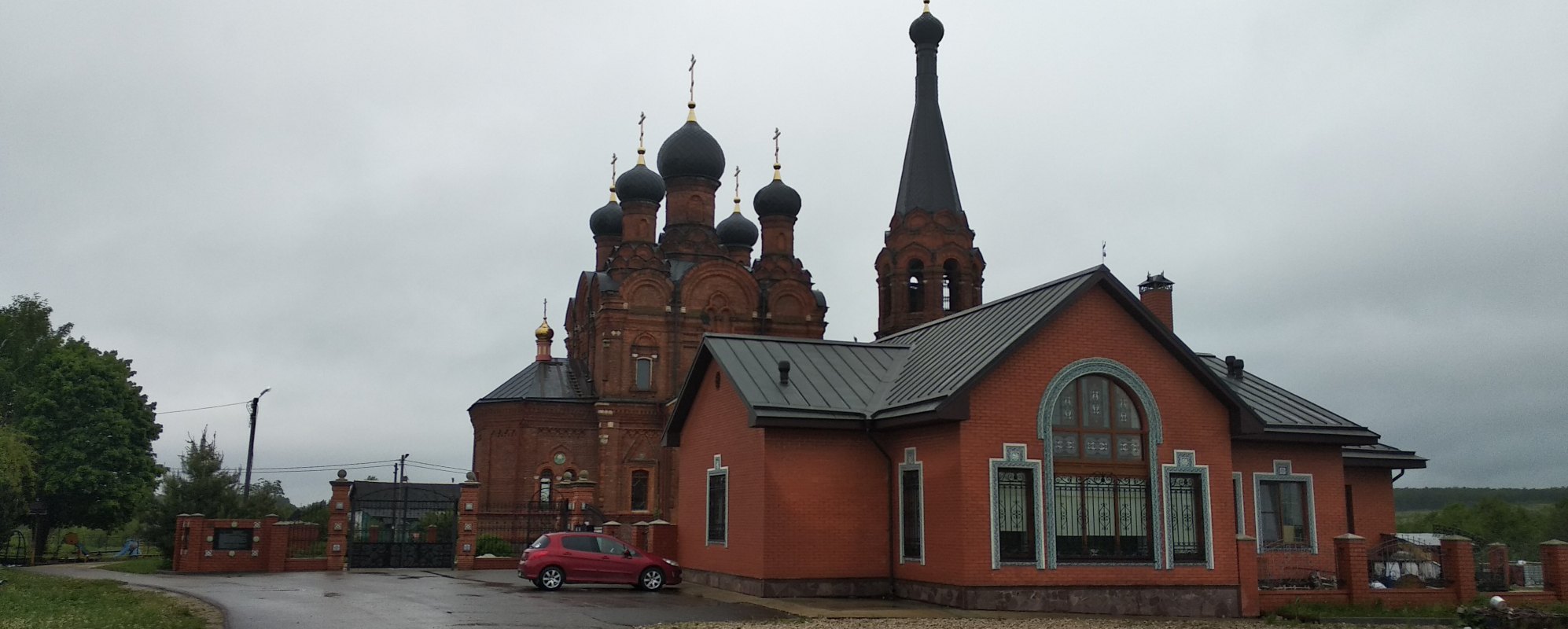 Фотографии храма Тихвинская церковь