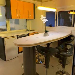 Фотографии гостевого дома
Bungalow et jacuzzi privatifs