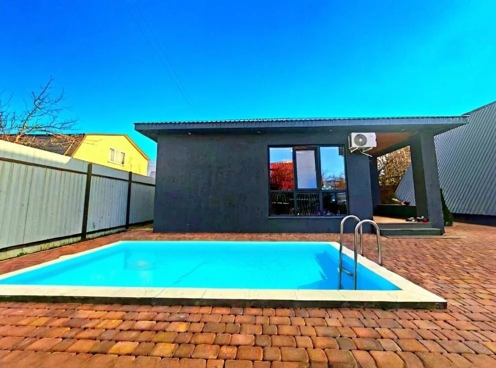 Фотография Коттеджа Частный дом С бассейном и баней